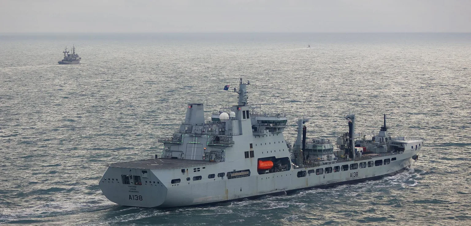 Royal Navy Tracks Russian Submarine