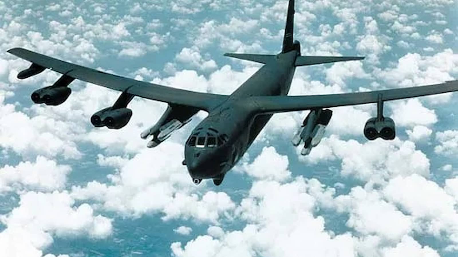 US B-52 Bombers Cruise Missile